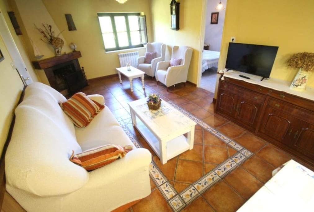 Casa Rural San Juan, Ribadesella. A 5 Minutos Del Mar Villa Luaran gambar